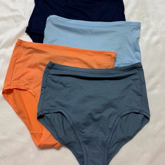 Fruit of the Loom Women's Getaway Collection, Cooling Mesh Brief Underwear, 4-Pa - Picture 4 of 4